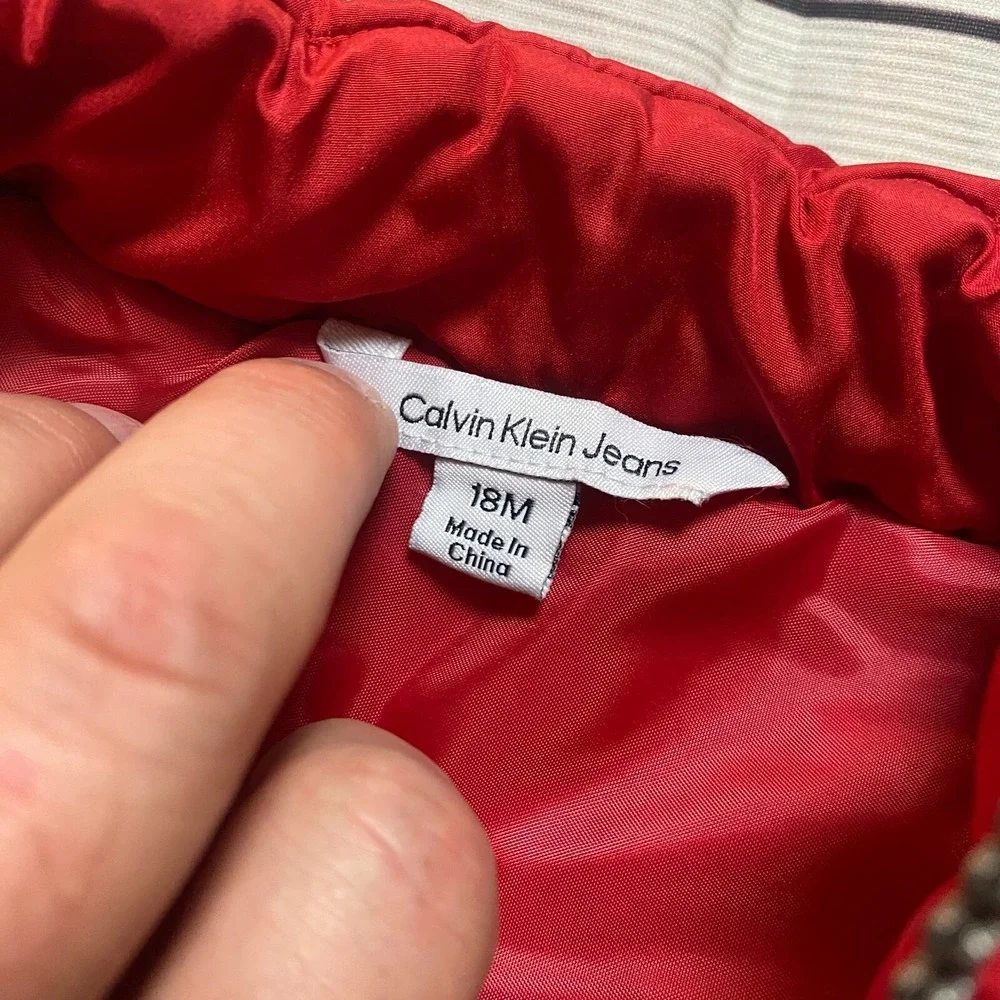 Calvin Klein Puffer Vest Red Full Zip Red and Black Baby Boy's‎ Size 18 Months